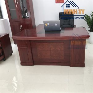 Bàn giám đốc sơn PU 1m8 - BGDMV02