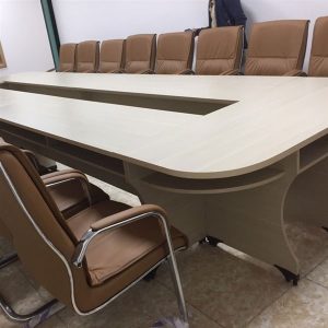 Ghế da văn phòng chân quỳ - GCQMV07